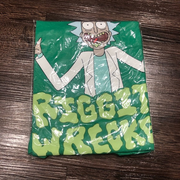 🚀 Rick and Morty green wrecked T-shirt new - Picture 2 of 2